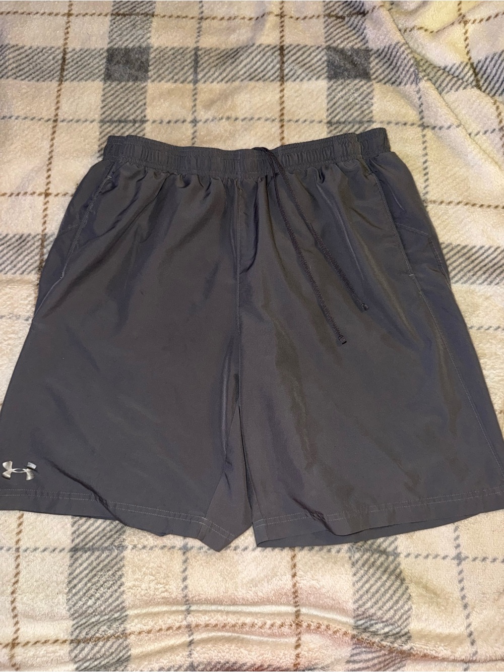 Under Armour Men's Charcoal Gray Athletic Training Shorts